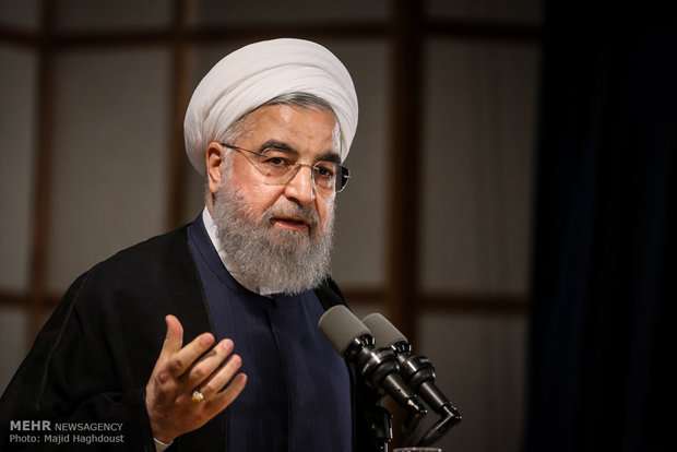 روحانی:صادرات به بازارهای هدف باید استمرار و ثبات داشته باشد