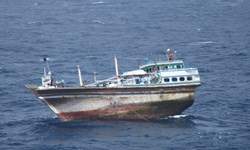 یک نفتکش ایرانی جان 13 دریانورد را نجات داد